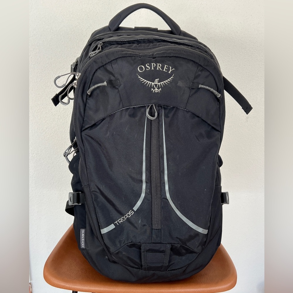 OSPREY Tropos - Black and Gray Men's Backpack - 32L